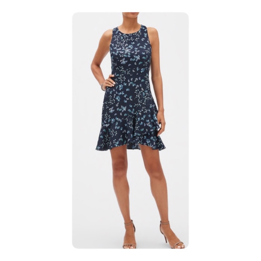 BR Factory Petite Floral Ruffle Hem Dress